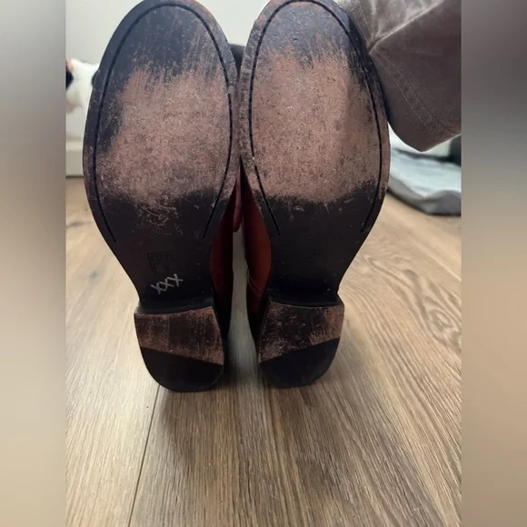 Frye Melissa Button 2 Boot women’s size 7B- excellent used condition - Picture 5 of 8